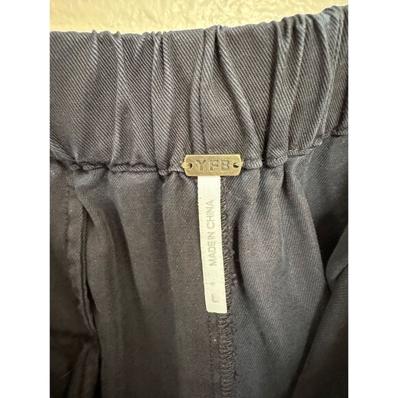SOLD YFB Womens Black Wide Leg Pants Large button zipper dress pants pockets - Picture 4 of 9